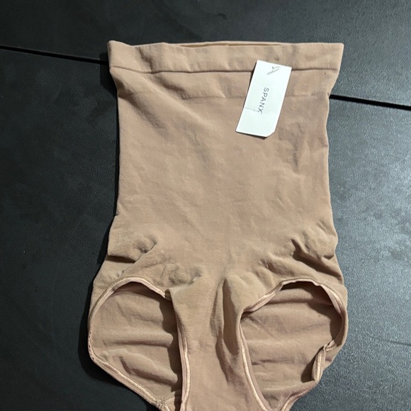 SPANX High-Waisted Shapewear Briefs - Beige - Picture 4 of 5